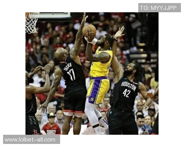 西甲焦点战尤文图斯小胜国米乌龙球引发争议判罚全场沸腾