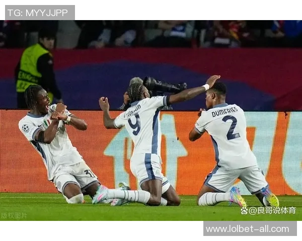 世界杯激战里昂与国米鏖战至平局补时进球引爆全场热情数据解析尽显精彩